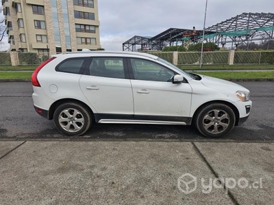 Volvo XC60 D5 Plus 4x4 DIESEL 2013