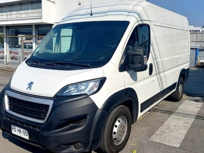 PEUGEOT BOXER DIESEL 2.0 4X2 2021