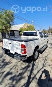 Toyota hilux 2015