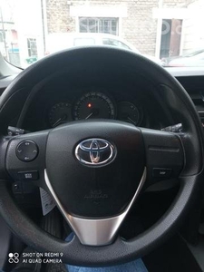 Auto Toyota Auris 2015