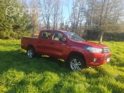 Toyota Hilux 4x4