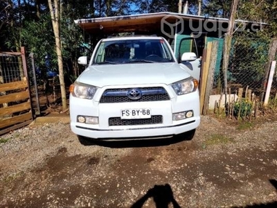 Toyota 4Runner 2013 AT 4x4 Limited