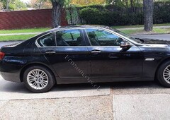 BMW 520I LCI 2016 excelente estado.