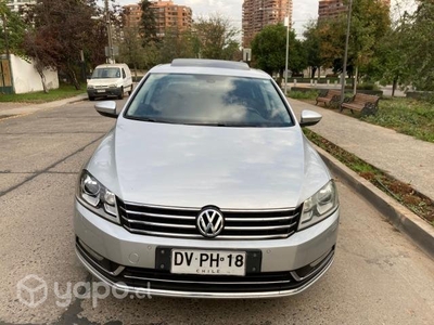 Volkswagen passat 2012