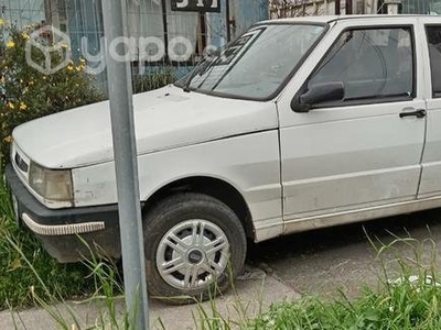 Fiat Uno para reparar