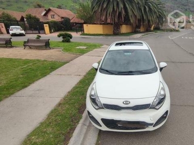 Kia Río 5 Sport MT6 2014 1.4 excelente estado