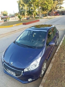 Peugeot 208 2014 allure diesel