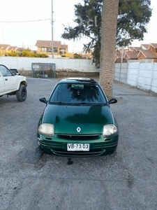 Renault clio 2002 excelente estado