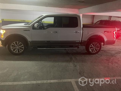 FORF F150 LARIAT 2018 4x4 AT (gestiono crédito )