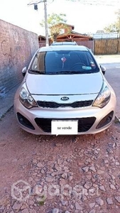 KIA MOTORS RIO 2014