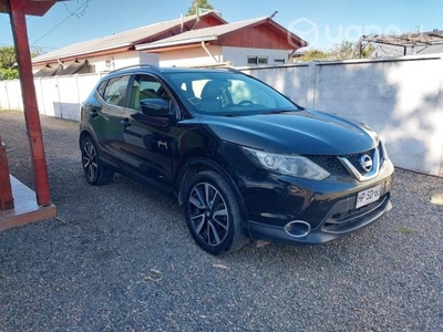 Nissan qashqai CVT 2.0