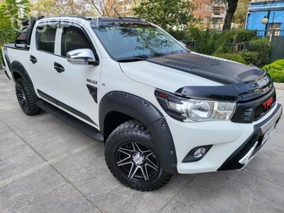 TOYOTA HILUX 2021 4x4 FULL NUEVA DIESEL 1DUEÑO 45K