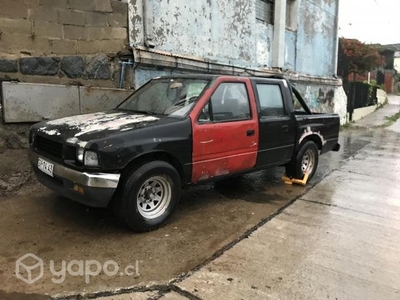 Chevrolet luv 2.3 cc