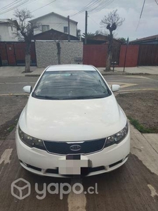 Kia cerato 2010