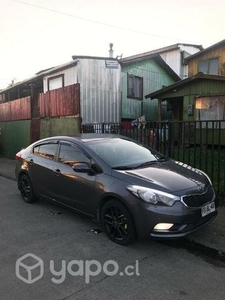 Kia Cerato 2013 sin a/c