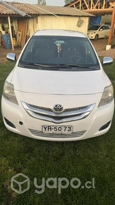 Toyota New Yaris Sedán