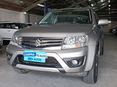 SUZUKI GRAND NOMADE 2.4 GLX 4X4 MT 5P 2018