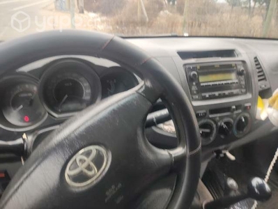 Toyota Hilux 4×4 2.5 Diesel