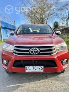 Toyota Hilux SR 4x4 2019