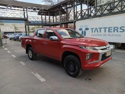 Camioneta mitsubishi l200 katana crt 4x4 2.4 2020