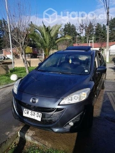 Mazda 5 año 2011