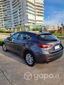 Mazda 3 2016