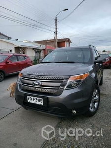 Ford Explorer Limited 4x4 2013.08