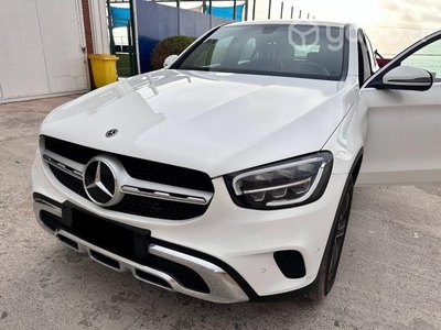 Mercedes benz glc 200, año 2021