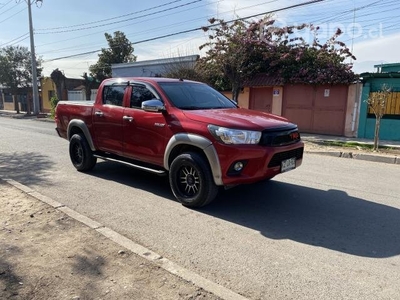 Toyota Hilux 2019 4x4 Full A/C