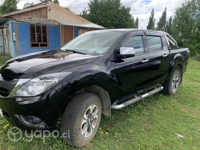 Mazda bt50 d/c 2.2l 4x4 sdx hi 6mt