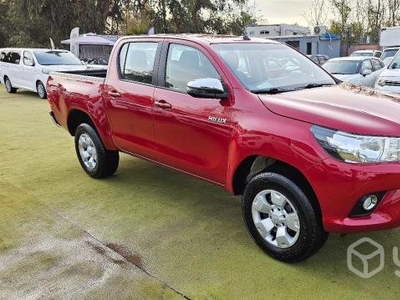 Toyota Hilux 4X4 SR 2.4 DIESEL FULL IMPECABLE 2019