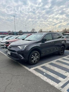 Toyota rav 4 2018 AT