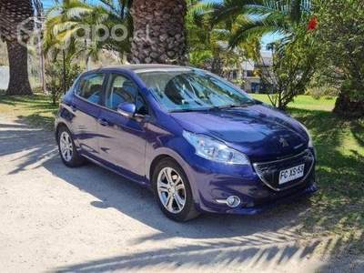 Peugeot 208 2013