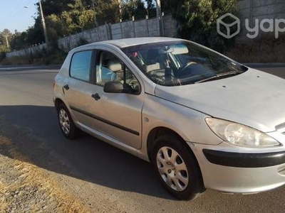 Peugeot 307 1.6 XR año 2005