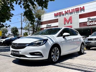 OPEL ASTRA ÚNICO DUEÑO 2019