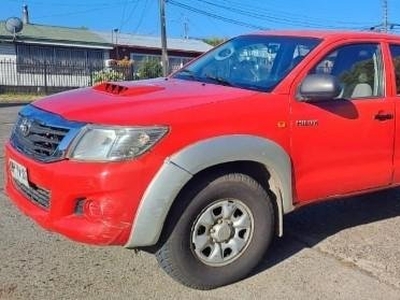 Camioneta Toyota Hylux 4x2