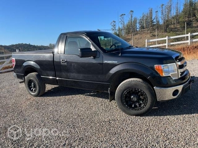 Ford f150 xlt c/s 4x2
