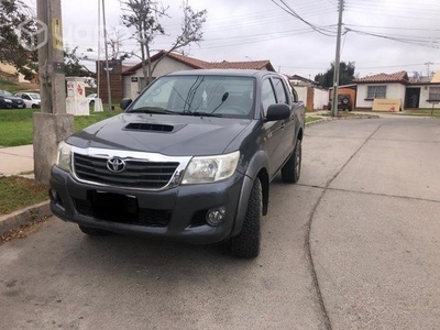 Toyota hilux 4x4 diesel mecánica 2.5