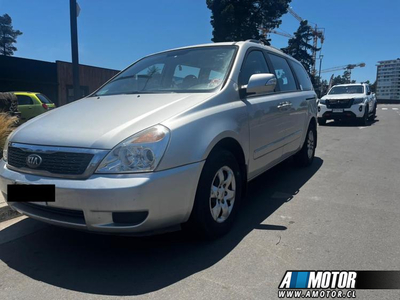 Kia Grand carnival 2 2 Lx Diesel Mt 5p 2015 Usado en Concón