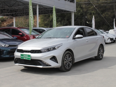 Kia Cerato Cerato Ex 1.6 6mt Ac Dab - 1648 2022 Usado en Concón