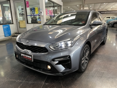 Kia Cerato Ex 1.6l 6mt Full 2020 Usado en Ñuñoa