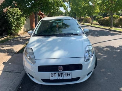 Vendo Fiat grande punto 1.4 única dueña