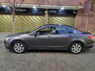 VENDO HONDA ACCORD 2.4 cc