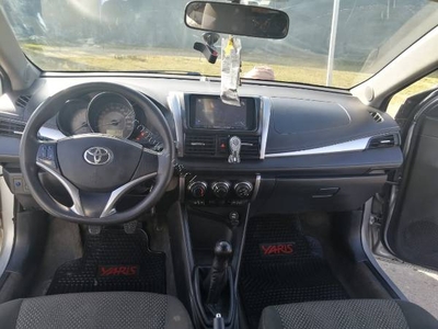 Vendo Toyota Yaris 2018