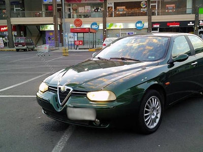 Vento Automóvil Alfa Romeo 2004