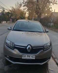 Vendo Renault Symbol 2015