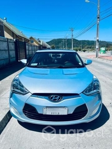 Hyundai veloster 2013