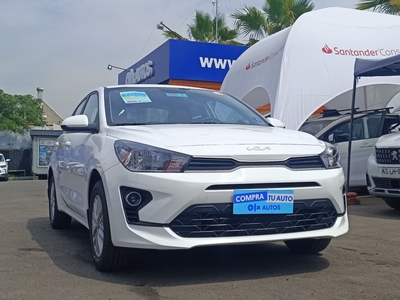 2023 Kia Rio 4