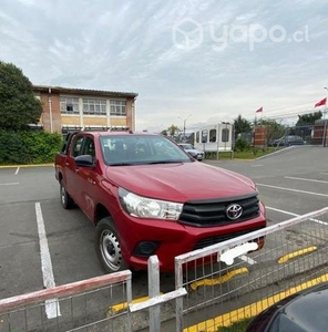 Camioneta Toyota Hilux 2017 4x2