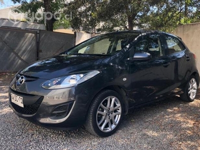 Mazda 2 2014